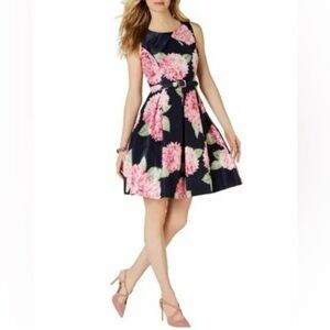 NWT Jessica Howard Navy Blue Pink
FloraI Taffeta Dress Size 16‎